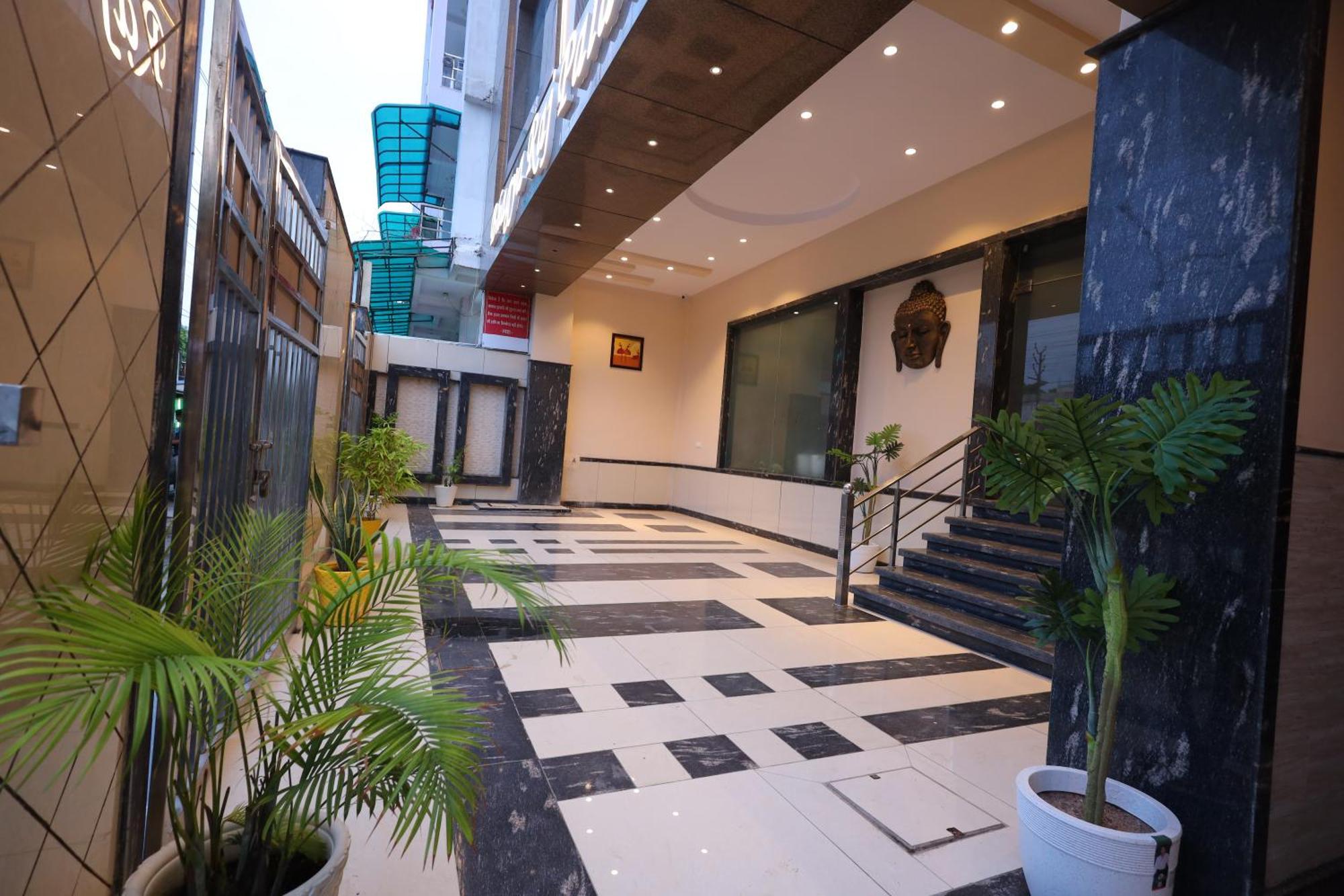 Hotel Bhagyaraj Palace A Luxury Hotel Keshavpuram Kánpur Exteriér fotografie